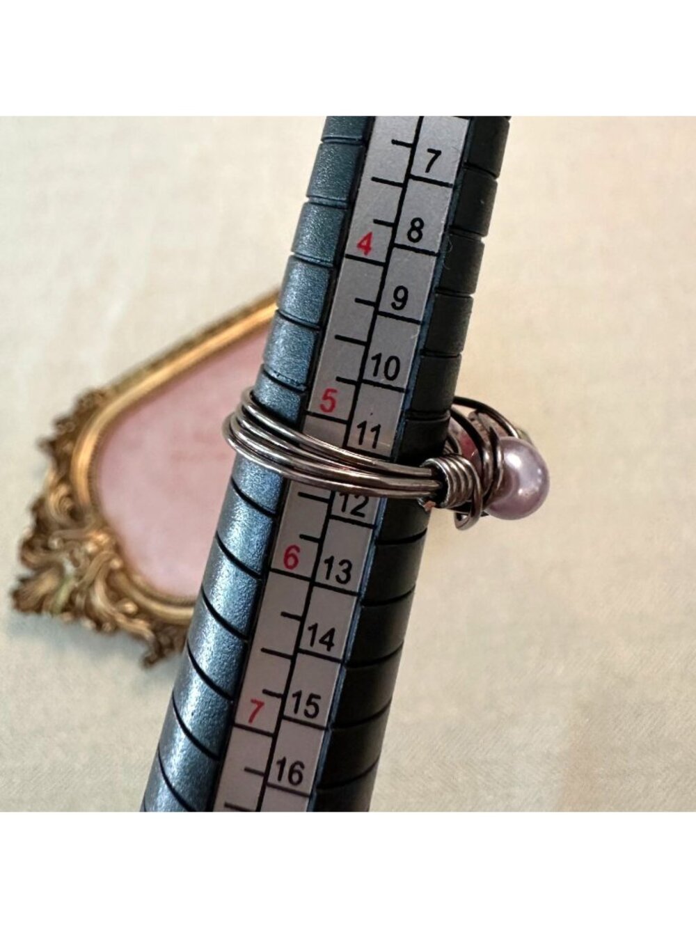 Handmade Wire Wrapped Ring Lampwork Bead & Purple Glass Pearls Gunmetal Sz 5 1/4 - Picture 3 of 10